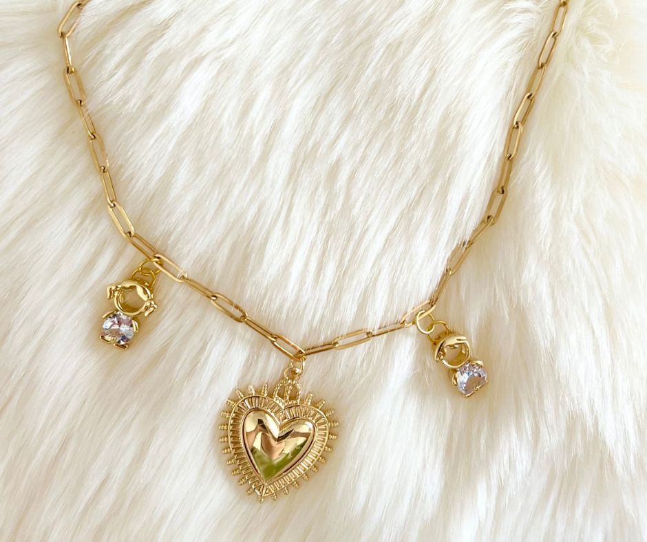 Collar Corazón con 1 dije de niñ@ ( dijes extras son a parte, agrégalos a tu gusto)